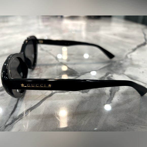 Authentic GUCCI Cat-Eye Sunglasses🖤 - Picture 6 of 12